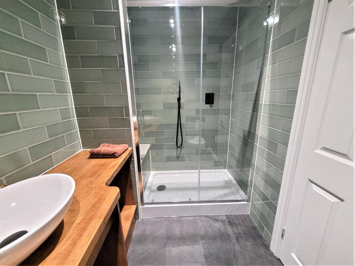 New County Hotel & Serviced Apartments By Roomsbooked Gloucester Luaran gambar
