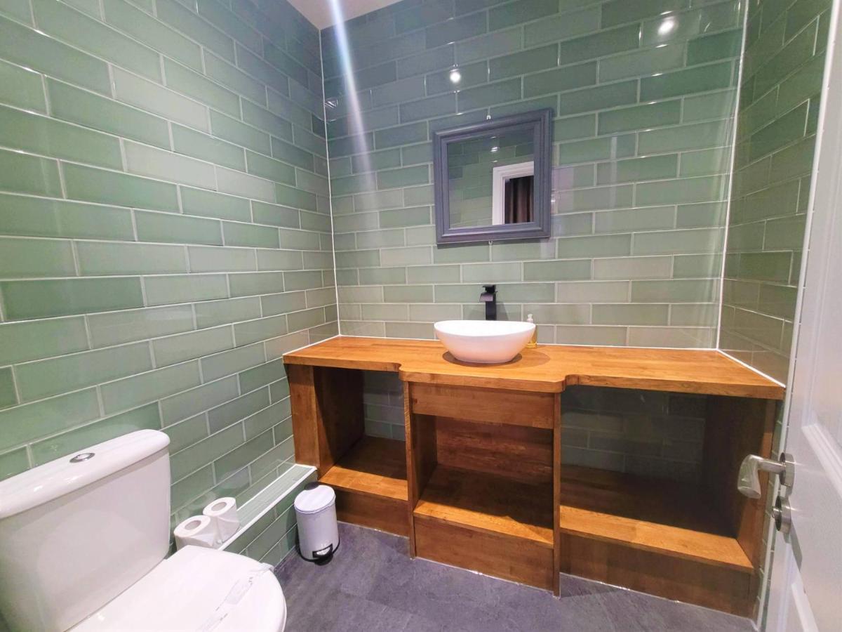 New County Hotel & Serviced Apartments By Roomsbooked Gloucester Luaran gambar