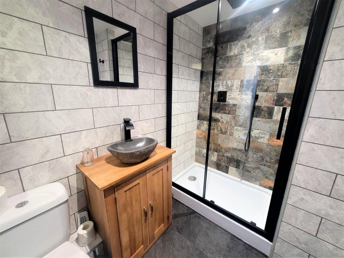 New County Hotel & Serviced Apartments By Roomsbooked Gloucester Luaran gambar